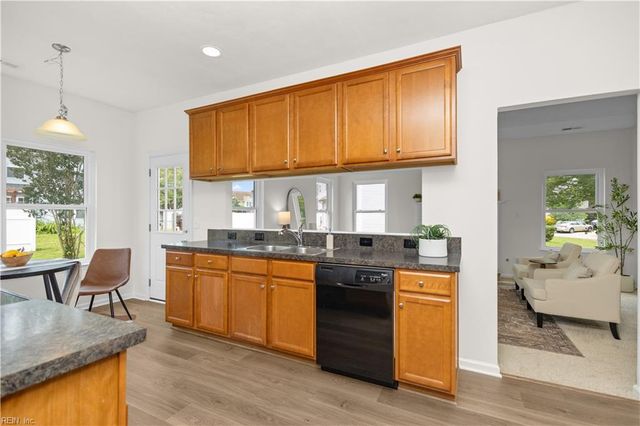 2813 Ridgeboard PL, Chesapeake, VA 23323