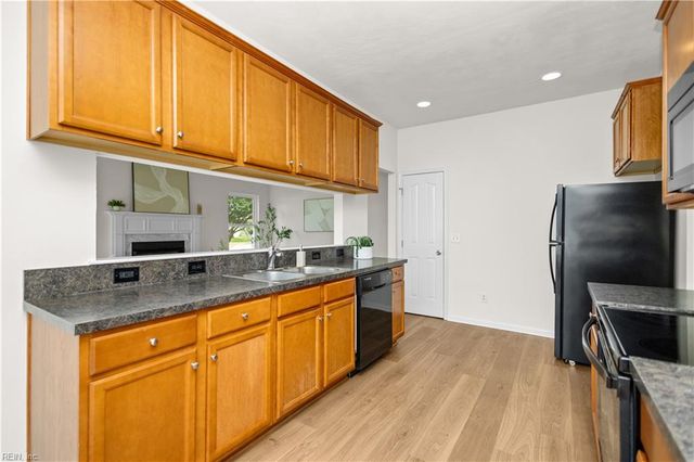 2813 Ridgeboard PL, Chesapeake, VA 23323