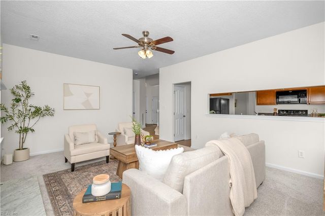 2813 Ridgeboard PL, Chesapeake, VA 23323