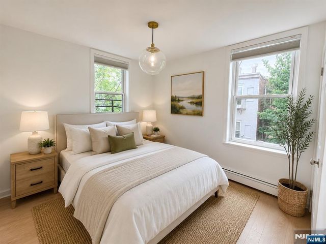 234 6th Street 10, Jersey City, NJ 07302