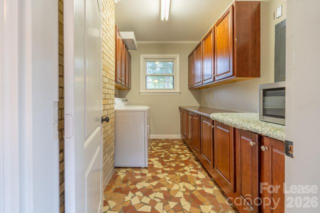 12013 Idlewild Road, Matthews, NC 28105