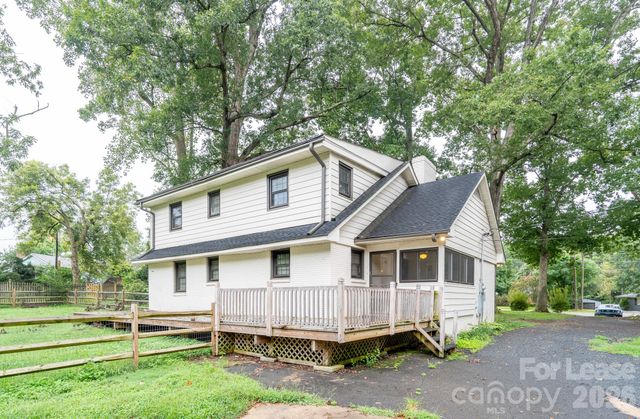 12013 Idlewild Road, Matthews, NC 28105