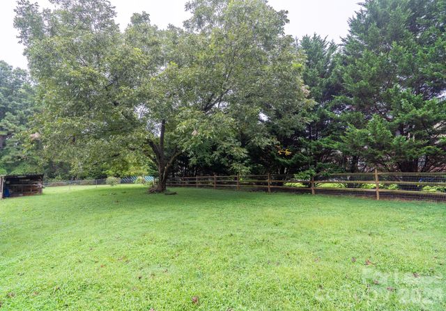 12013 Idlewild Road, Matthews, NC 28105