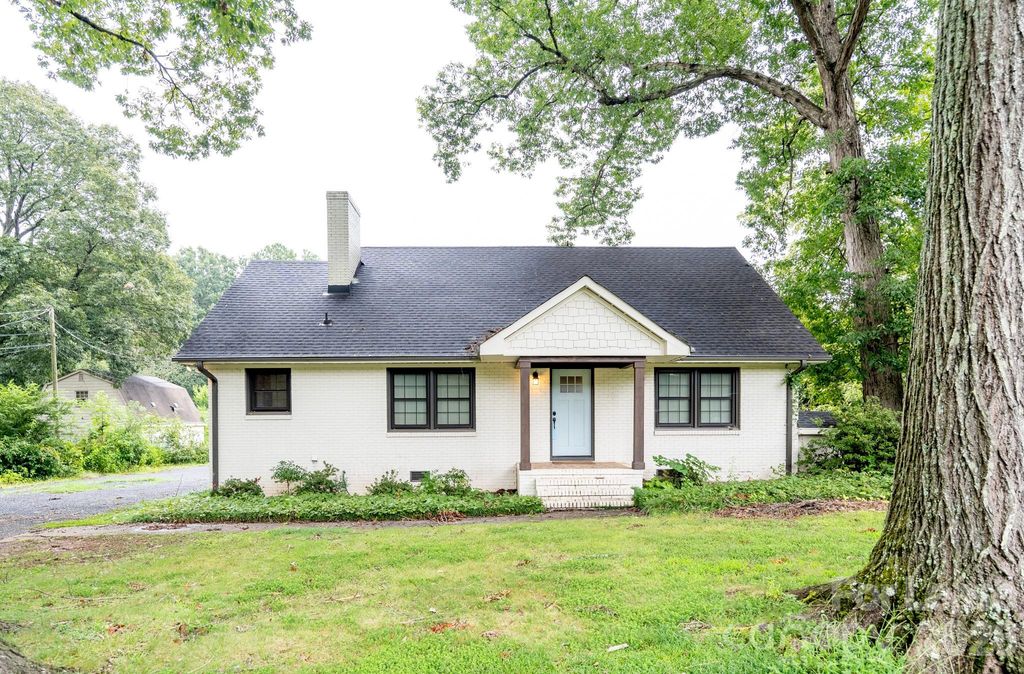 12013 Idlewild Road, Matthews, NC 28105