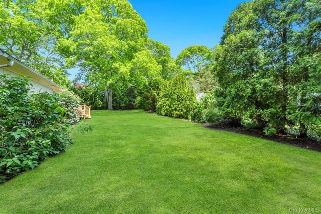 3 Woodbine Lane, East Moriches, NY 11940