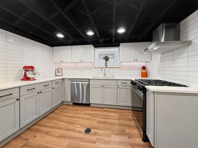 5639 N MAJOR Avenue, Chicago, IL 60646