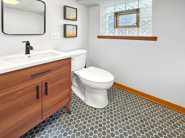 5639 N MAJOR Avenue, Chicago, IL 60646