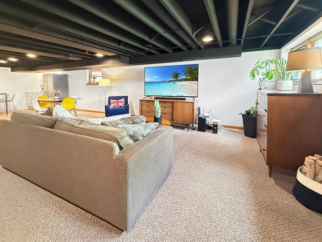 5639 N MAJOR Avenue, Chicago, IL 60646