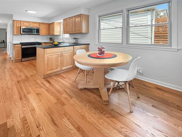 5639 N MAJOR Avenue, Chicago, IL 60646