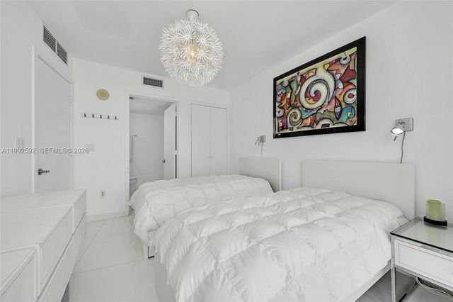 18201 Collins Ave 1002, Sunny Isles Beach, FL 33160