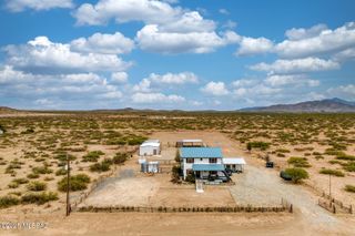 6464 N 6 Gun Road, Willcox, AZ 85643