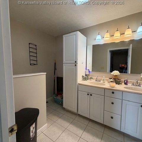 101 KAMA Lane, Cross Lanes, WV 25313