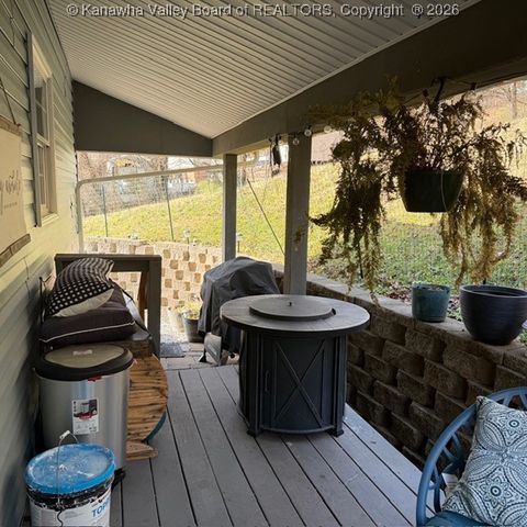 101 KAMA Lane, Cross Lanes, WV 25313