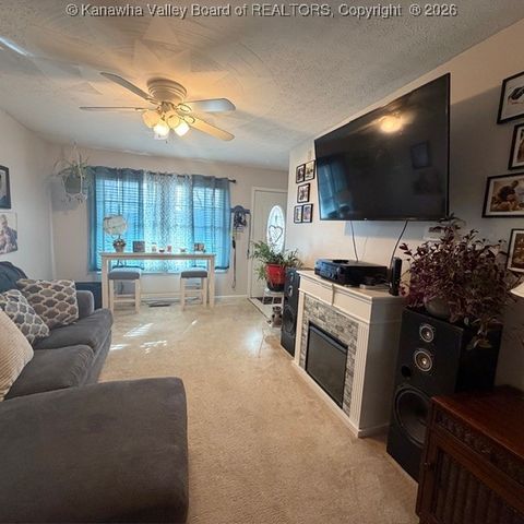 101 KAMA Lane, Cross Lanes, WV 25313