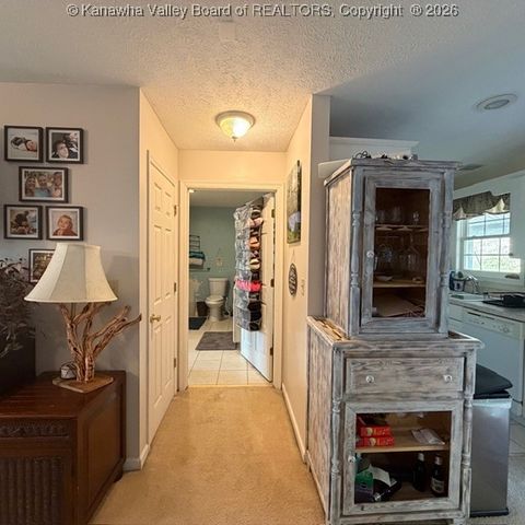 101 KAMA Lane, Cross Lanes, WV 25313