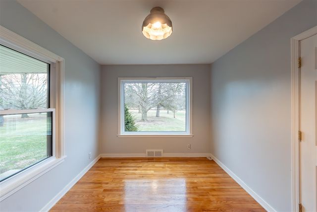 18485 Ridge Road, Northville, MI 48168