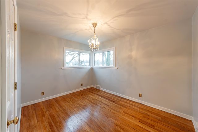 18485 Ridge Road, Northville, MI 48168