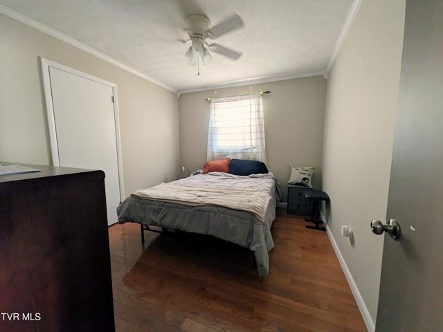 205 Live Oak Drive, Kingsport, TN 37660