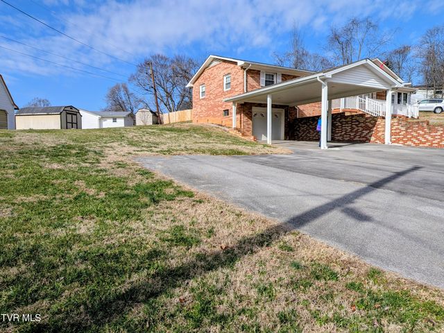 205 Live Oak Drive, Kingsport, TN 37660