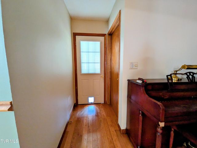 205 Live Oak Drive, Kingsport, TN 37660