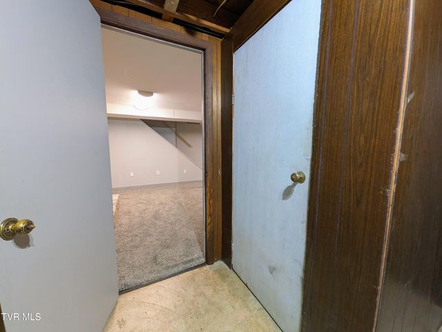 205 Live Oak Drive, Kingsport, TN 37660