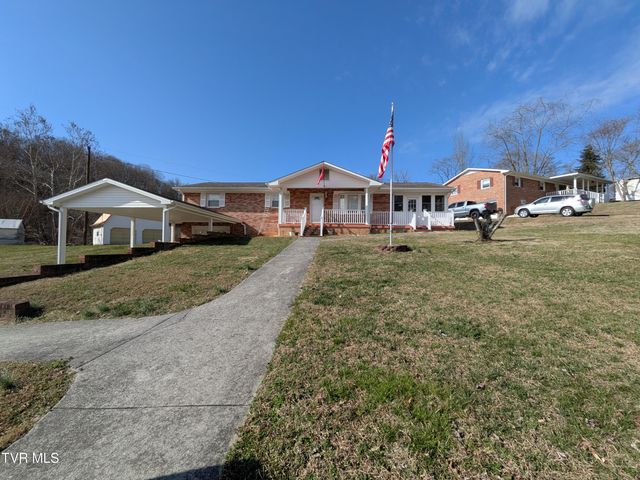 205 Live Oak Drive, Kingsport, TN 37660