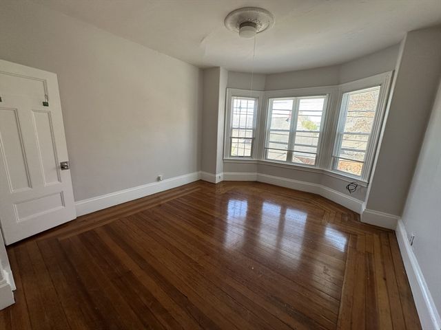 52 Summer 301, Malden, MA 02148
