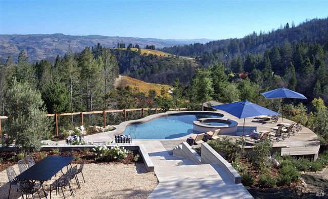 1755 Diamond Mountain Rd, Calistoga, CA 94515