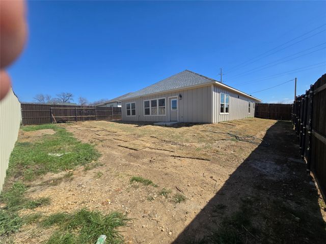 2505 Oakwood Terrace, Haltom City, TX 76117