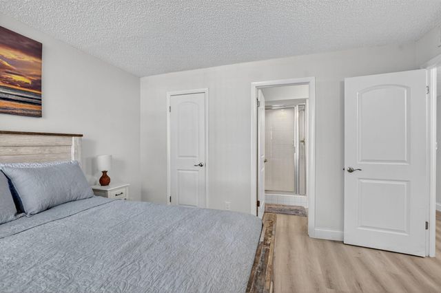 8 Royal Palm Way 107, Boca Raton, FL 33432