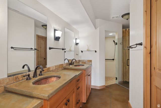 440 MCKAY PL, Moab, UT 84532