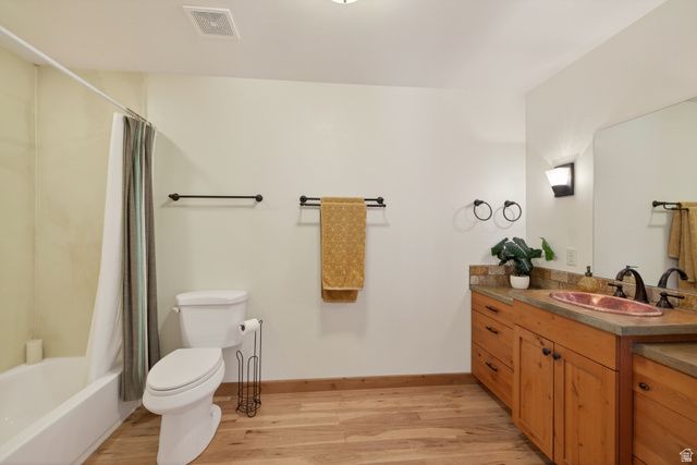 440 MCKAY PL, Moab, UT 84532