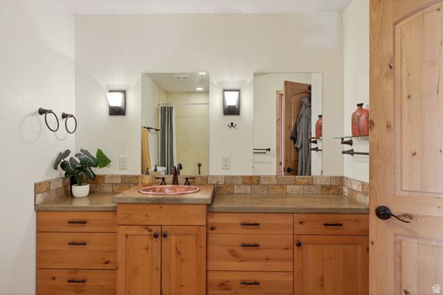 440 MCKAY PL, Moab, UT 84532