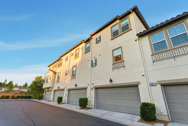 4382 Pacifica Way 4, Oceanside, CA 92056