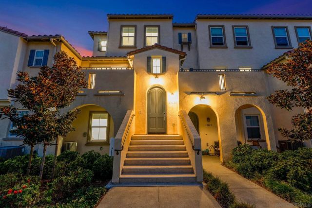 4382 Pacifica Way 4, Oceanside, CA 92056