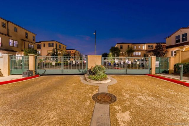 4382 Pacifica Way 4, Oceanside, CA 92056