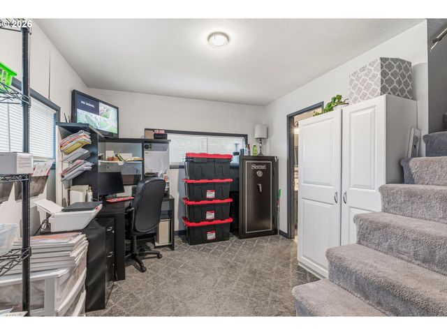 441 4TH Ave, Castle Rock, WA 98611