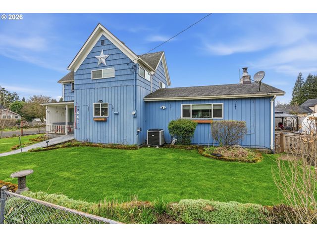 441 4TH Ave, Castle Rock, WA 98611