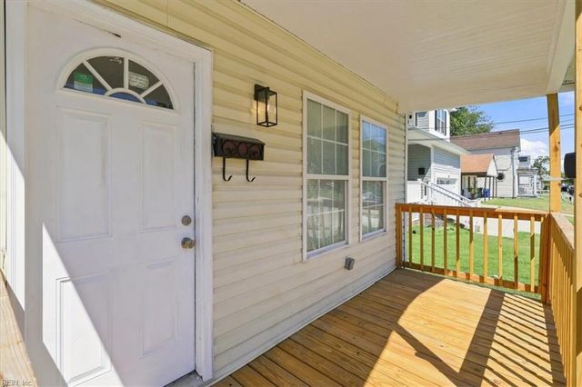 1027 31st ST, Newport News, VA 23607