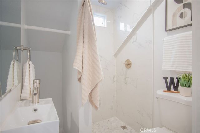 3520 Harrison Street, Oakland, CA 94611