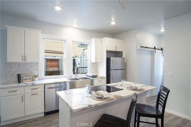 3520 Harrison Street, Oakland, CA 94611