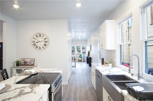 3520 Harrison Street, Oakland, CA 94611