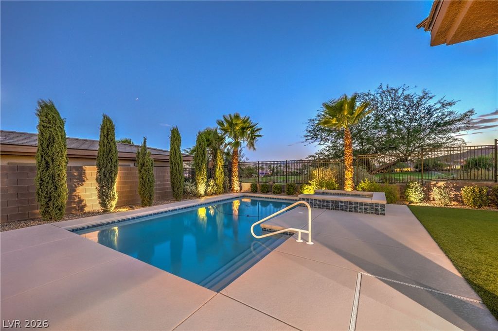 118 Reflection Cove Drive, Henderson, NV 89011