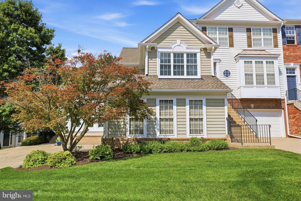39 CHARTER OAK CT, DOYLESTOWN, PA 18901 — photo 2
