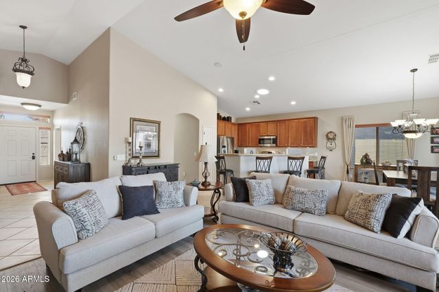 1134 E JAHNS Drive, Casa Grande, AZ 85122