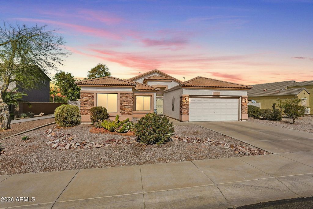 1134 E JAHNS Drive, Casa Grande, AZ 85122