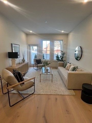 105 Sea Street 102, Quincy, MA 02169