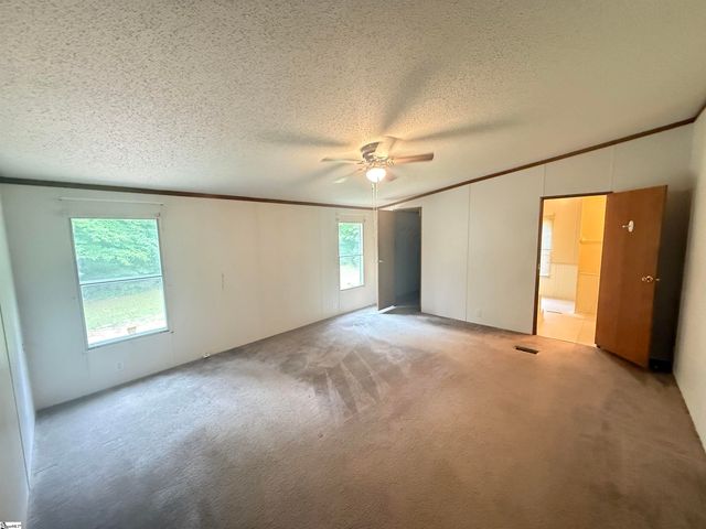 718 S Stockton Road, Fountain Inn, SC 29644