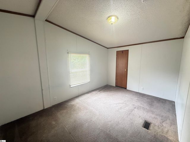718 S Stockton Road, Fountain Inn, SC 29644