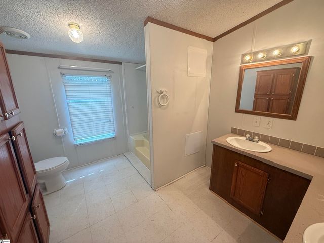 718 S Stockton Road, Fountain Inn, SC 29644